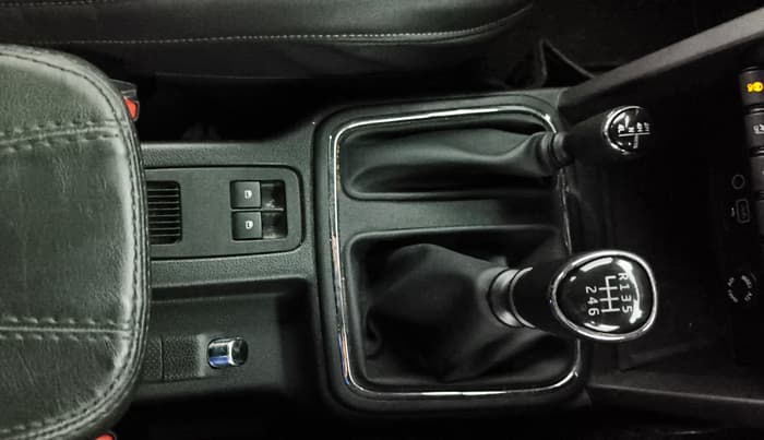 2022 Mahindra Thar LX HT PETROL 4WD MT, Petrol, Manual, 40,835 km, Gear Lever
