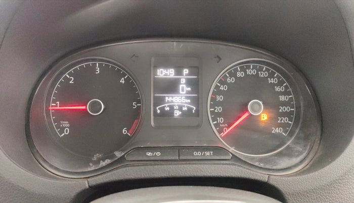2017 Volkswagen Ameo HIGHLINE PLUS 1.5L AT 16 ALLOY, Diesel, Automatic, 1,44,864 km, Odometer Image
