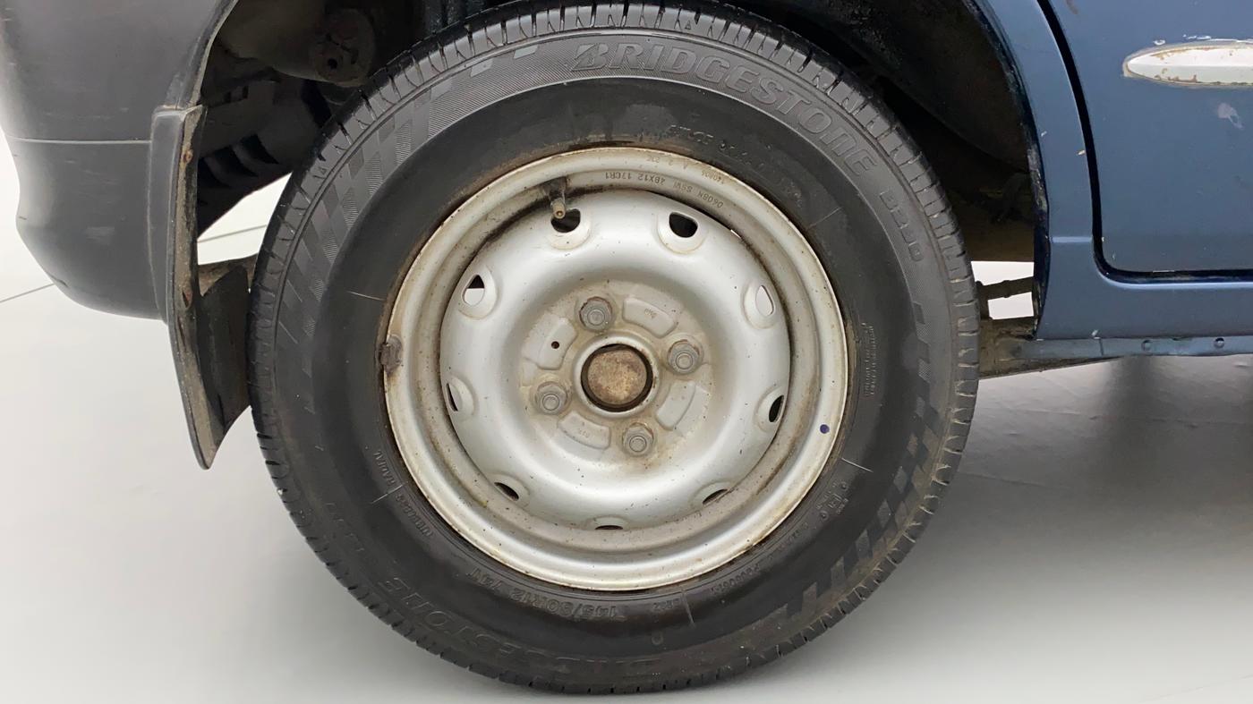 2011 Maruti Alto LXI, Petrol, Manual, 29,694 km, Right Rear Wheel