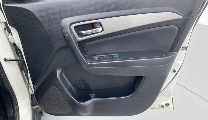 2018 Maruti Vitara Brezza ZDI, Diesel, Manual, 67,662 km, Driver Side Door Panels Control
