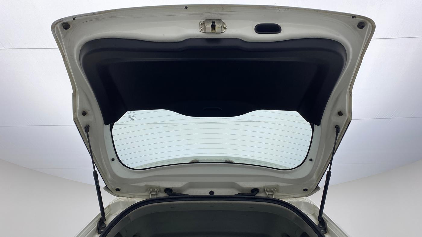 2018 Maruti Vitara Brezza ZDI, Diesel, Manual, 67,662 km, Boot Door Open
