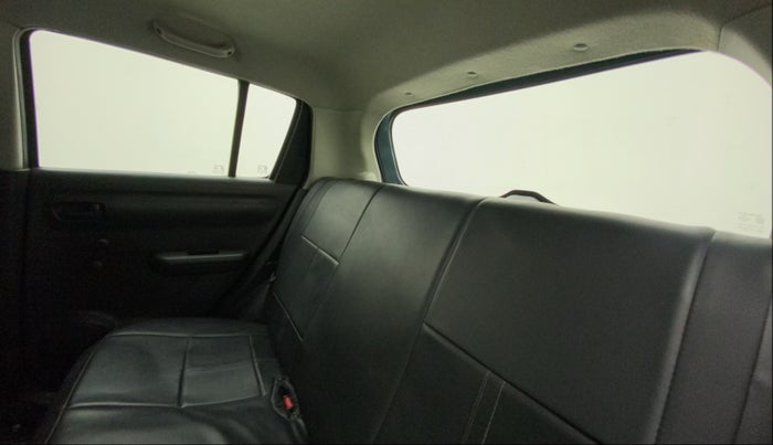 2010 Maruti Swift LXI, Petrol, Manual, 40,949 km, Right Side Rear Door Cabin