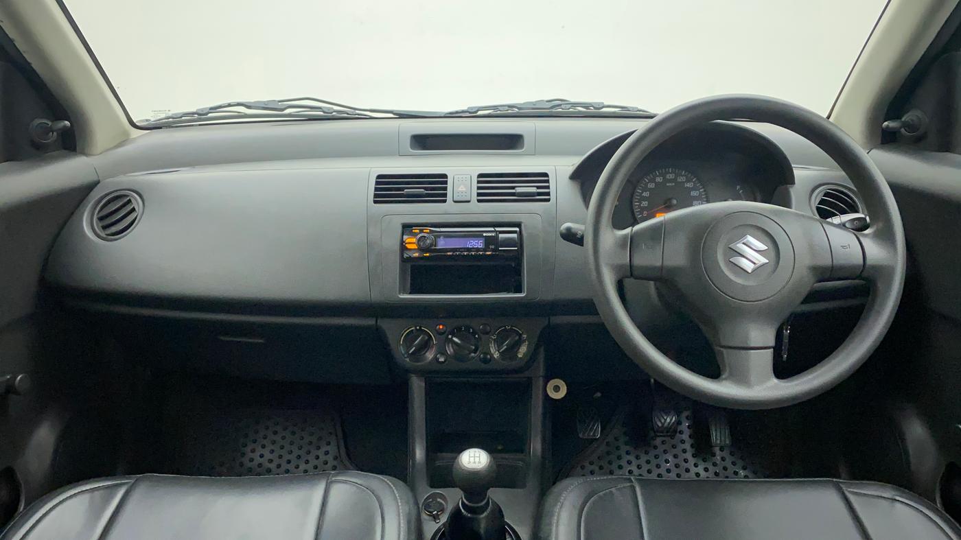 2010 Maruti Swift LXI, Petrol, Manual, 40,949 km, Dashboard