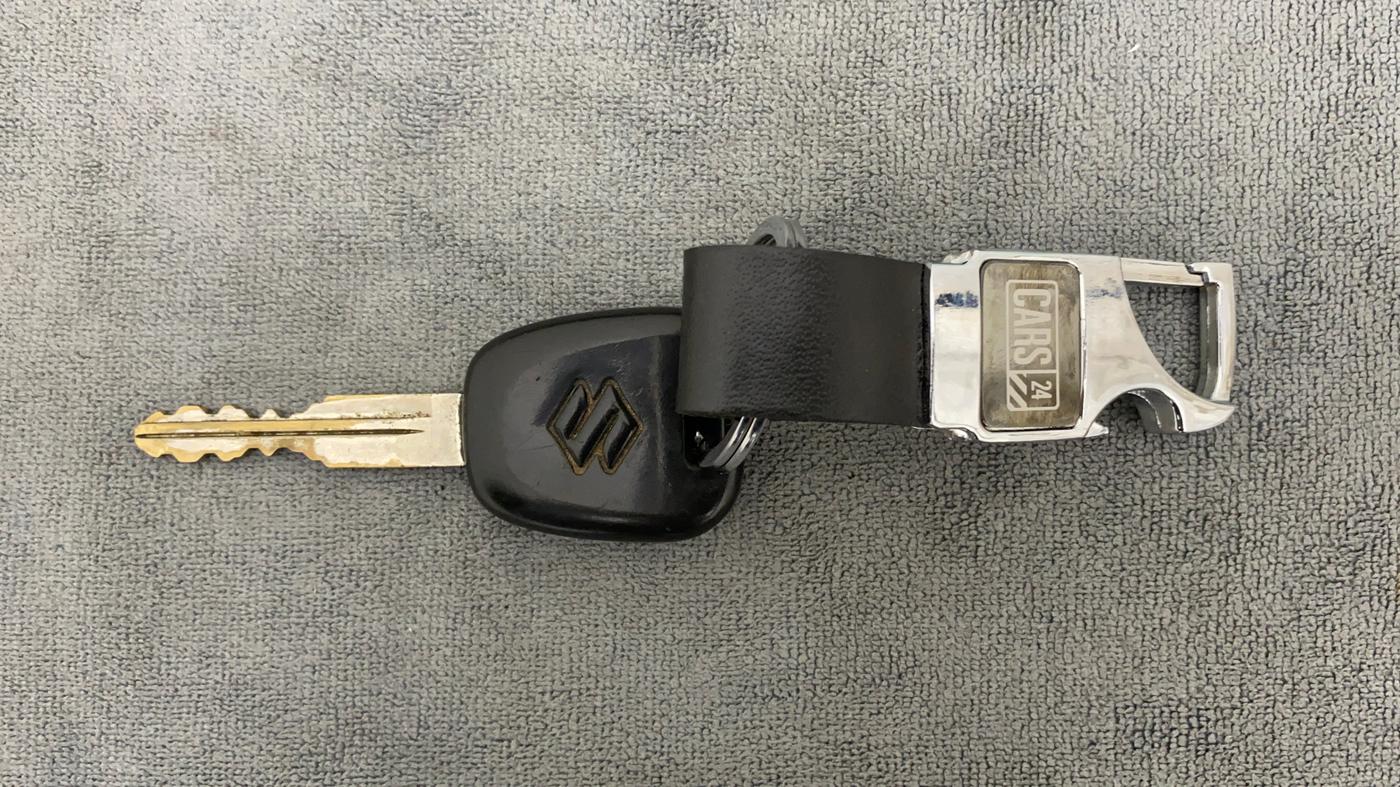 2010 Maruti Swift LXI, Petrol, Manual, 40,949 km, Key Close Up
