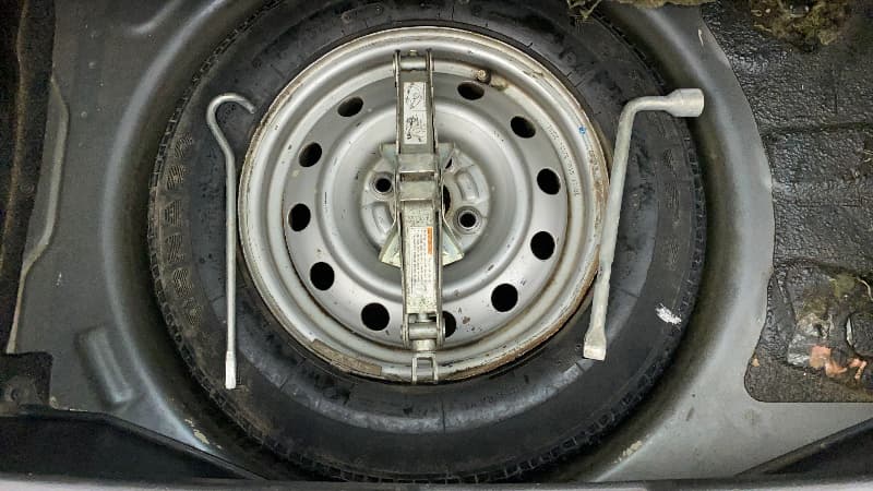 2010 Maruti Swift LXI, Petrol, Manual, 40,949 km, Spare Tyre