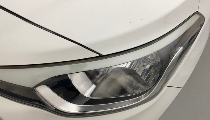 2015 Hyundai Elite i20 SPORTZ 1.2, Petrol, Manual, 70,095 km, Left headlight - Minor scratches
