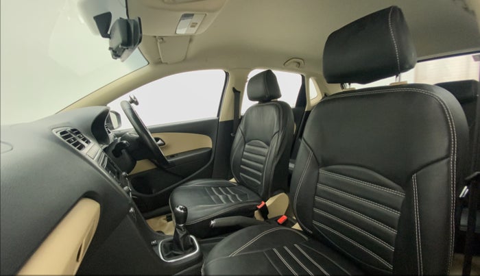 2015 Volkswagen Polo HIGHLINE1.2L, CNG, Manual, 61,139 km, Right Side Front Door Cabin