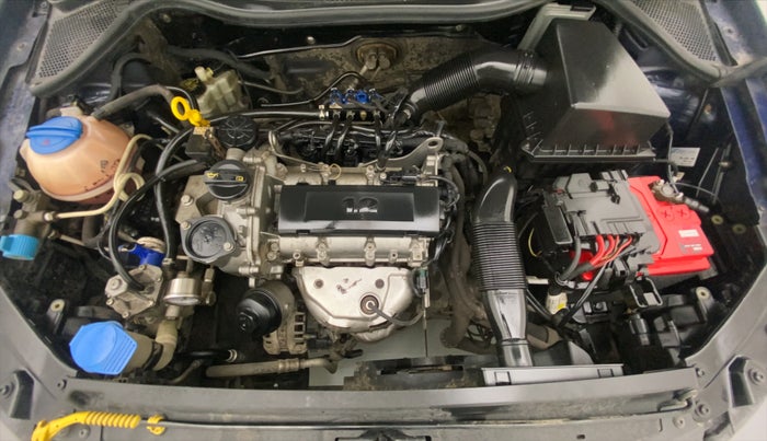 2015 Volkswagen Polo HIGHLINE1.2L, CNG, Manual, 61,139 km, Open Bonet