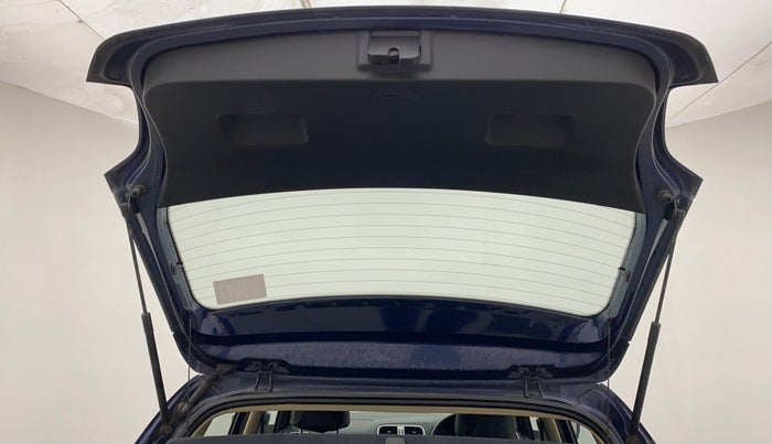 2015 Volkswagen Polo HIGHLINE1.2L, CNG, Manual, 61,139 km, Boot Door Open