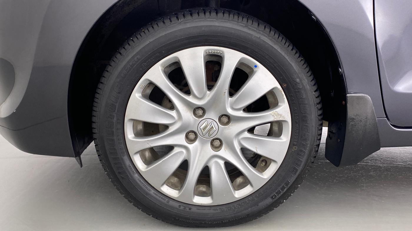 2017 Maruti Baleno ALPHA 1.2 K12, Petrol, Manual, 59,647 km, Left Front Wheel