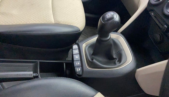 2020 Hyundai NEW SANTRO MAGNA, Petrol, Manual, 29,685 km, Gear Lever