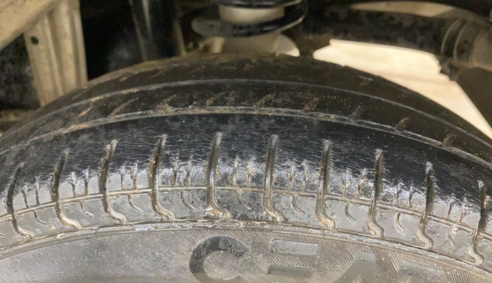 2018 Maruti Alto 800 LXI, Petrol, Manual, 39,937 km, Left Rear Tyre Tread