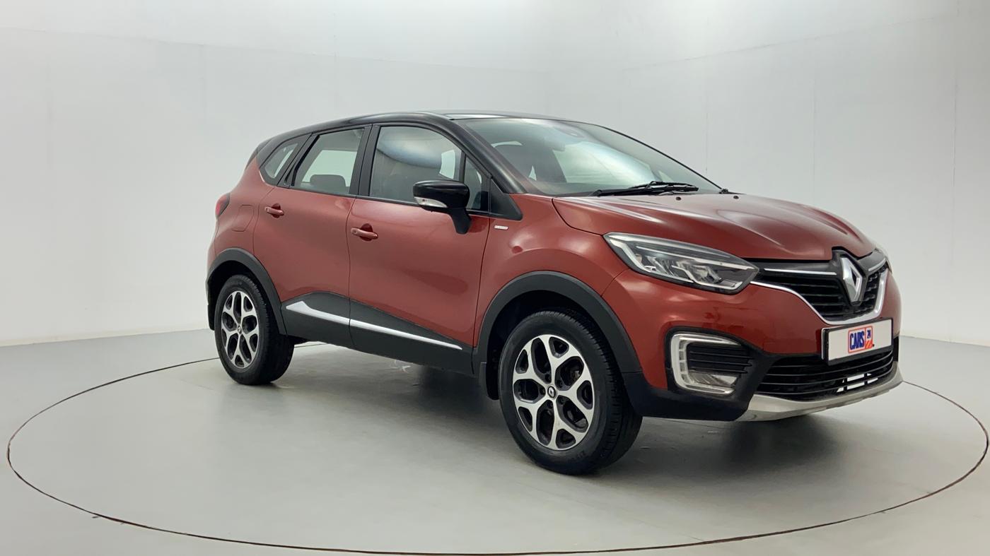 2017 Renault Captur PLATINE DUAL TONE, Diesel, Manual, 27,684 km, Right Front Diagonal (45- Degree) View