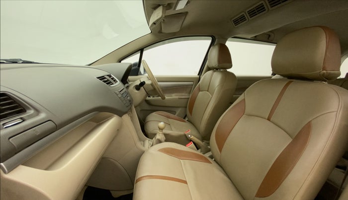 2013 Maruti Ertiga VXI, Petrol, Manual, 81,861 km, Right Side Front Door Cabin