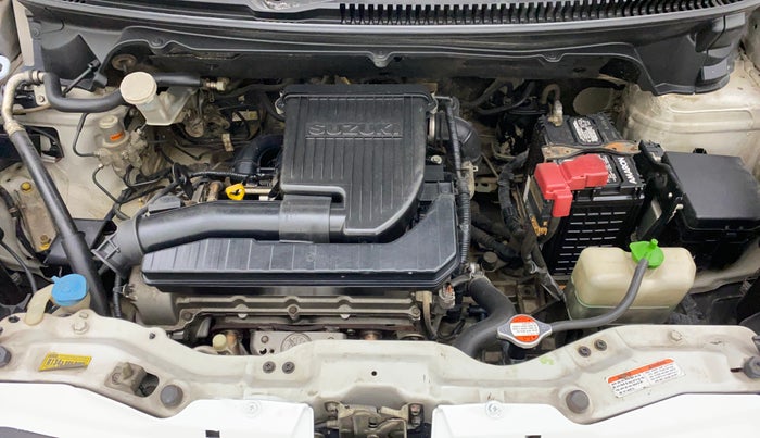 2013 Maruti Ertiga VXI, Petrol, Manual, 81,861 km, Open Bonet