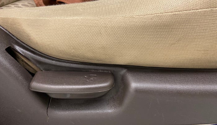 2010 Hyundai Santro Xing GL, Petrol, Manual, 46,734 km, Driver Side Adjustment Panel