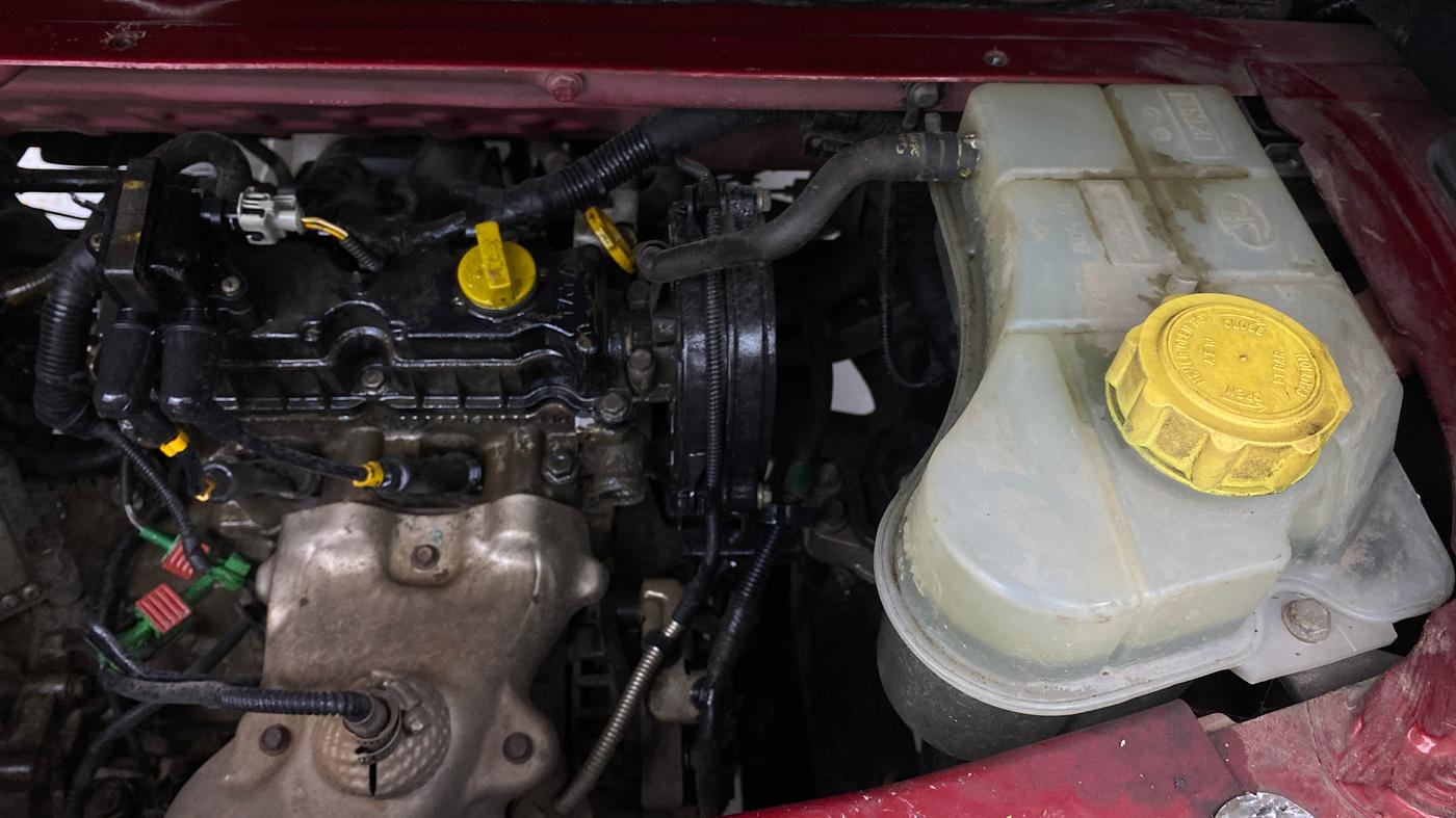 2015 Tata Nano TWIST XTA, Petrol, Automatic, 31,184 km, Engine View - Left