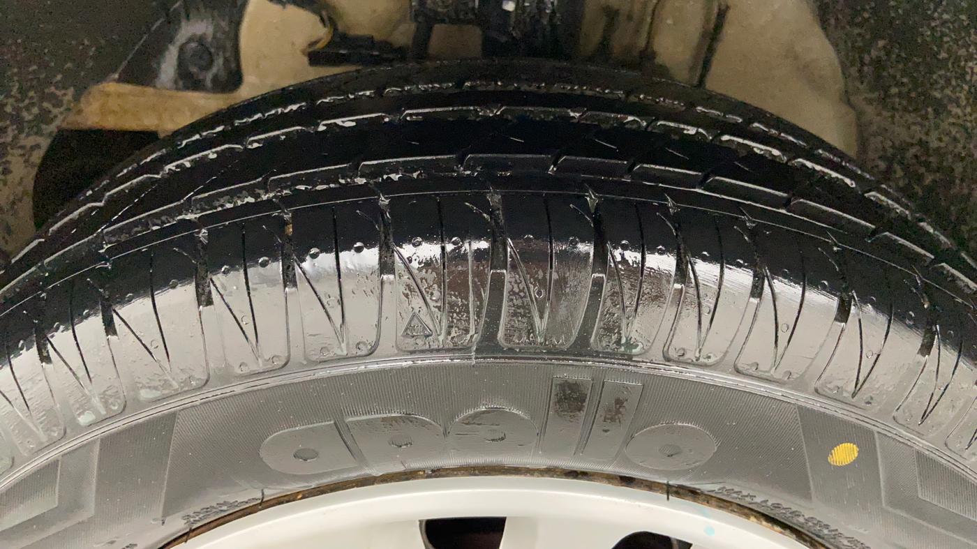 2012 Tata Indica Vista VX QUADRAJET, Diesel, Manual, 59,704 km, Left Front Tyre Tread