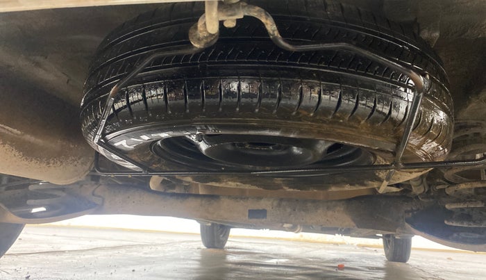 2019 Renault TRIBER RXZ, Petrol, Manual, 1,00,049 km, Spare Tyre