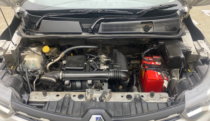 2019 Renault TRIBER RXZ, Petrol, Manual, 1,00,049 km, Engine View