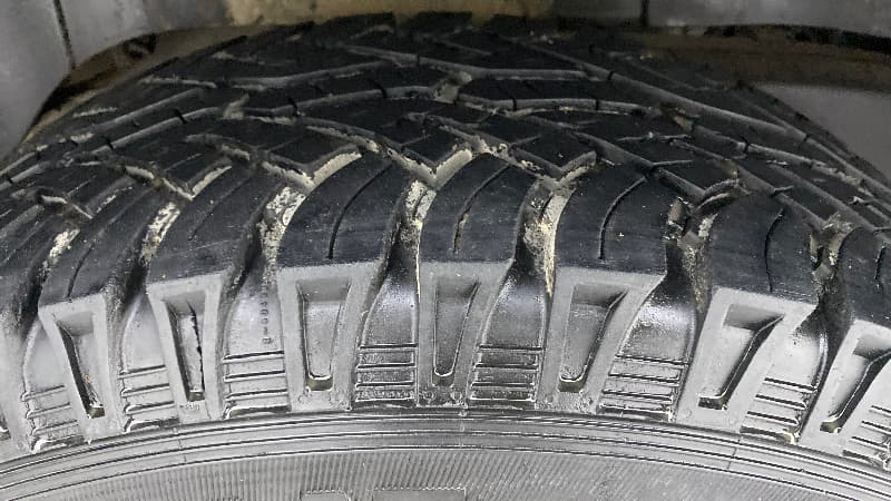 2016 Mahindra TUV300 T8, Diesel, Manual, 88,654 km, Right Rear Tyre Tread