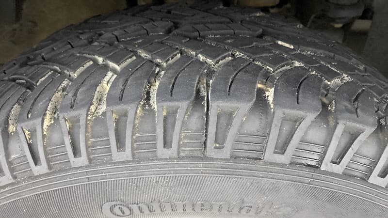 2016 Mahindra TUV300 T8, Diesel, Manual, 88,654 km, Right Front Tyre Tread