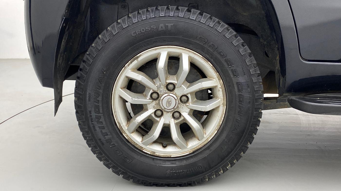 2016 Mahindra TUV300 T8, Diesel, Manual, 88,654 km, Right Rear Wheel
