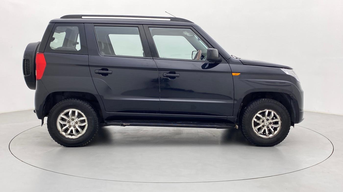 2016 Mahindra TUV300 T8, Diesel, Manual, 88,654 km, Right Side