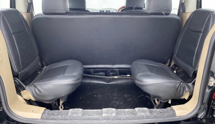 2016 Mahindra TUV300 T8, Diesel, Manual, 88,654 km, Third Seat Row ( optional )
