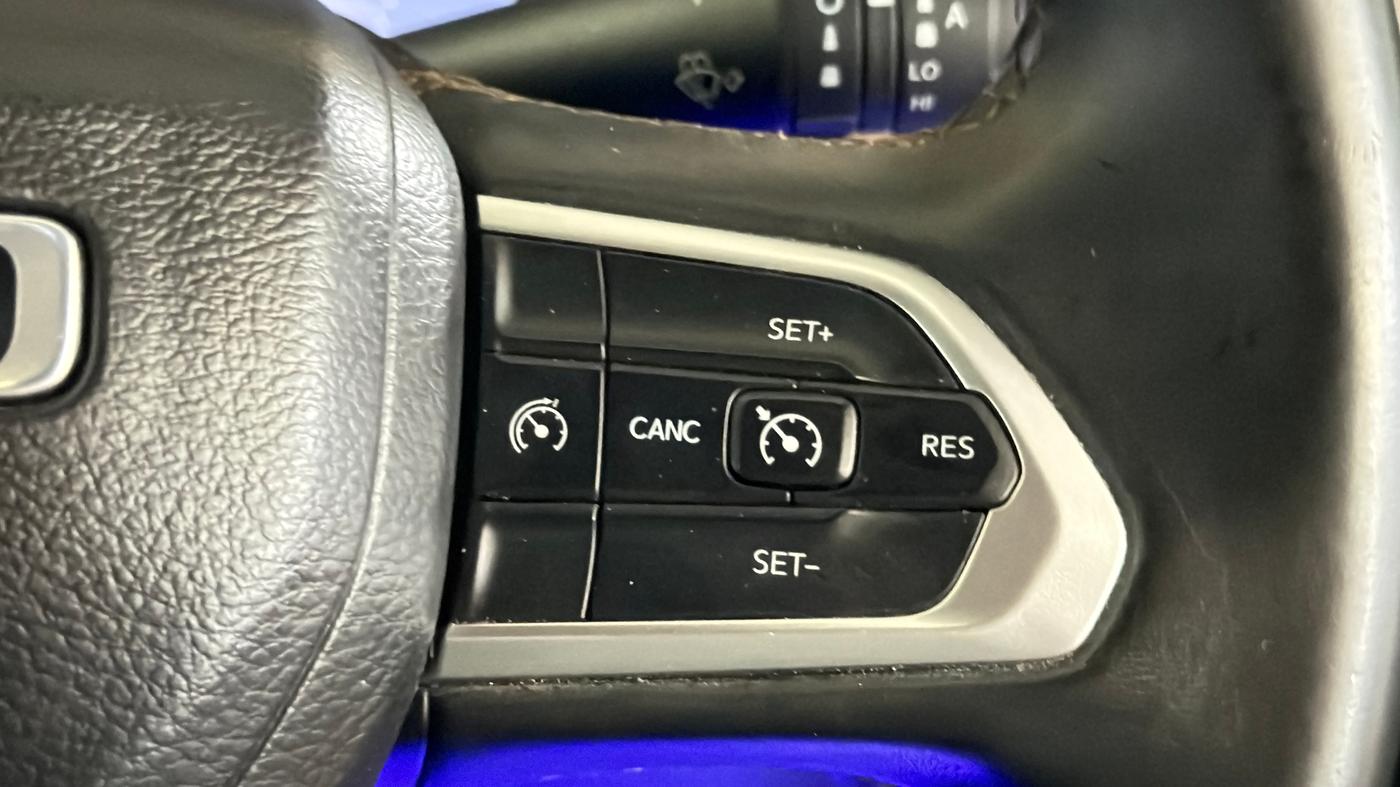 2022 Jeep MERIDIAN LIMITED (O) 4X2 AT, Diesel, Automatic, 32,586 km, Adaptive Cruise Control