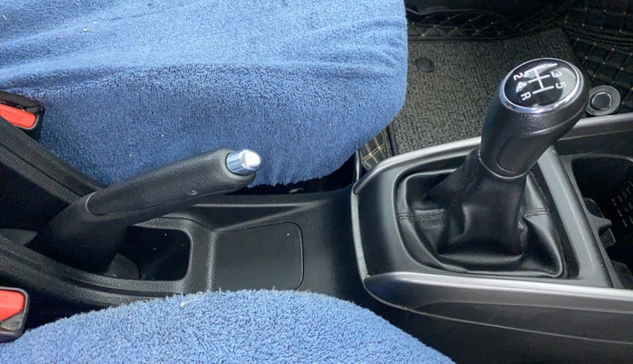 2019 Maruti XL6 ALPHA SHVS  MT, Petrol, Manual, 31,724 km, Gear Lever