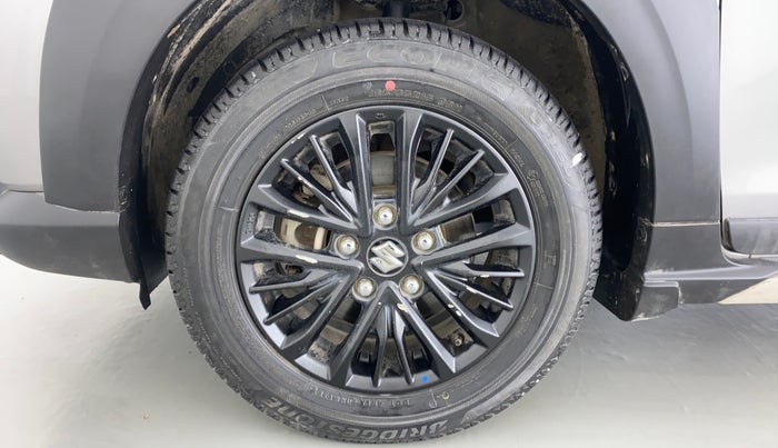 2019 Maruti XL6 ALPHA SHVS  MT, Petrol, Manual, 31,724 km, Left Front Wheel