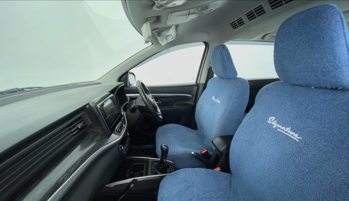 2019 Maruti XL6 ALPHA SHVS  MT, Petrol, Manual, 31,724 km, Right Side Front Door Cabin