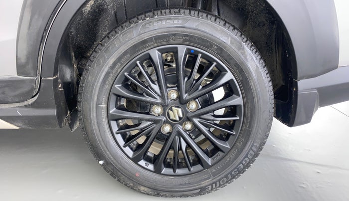 2019 Maruti XL6 ALPHA SHVS  MT, Petrol, Manual, 31,724 km, Left Rear Wheel