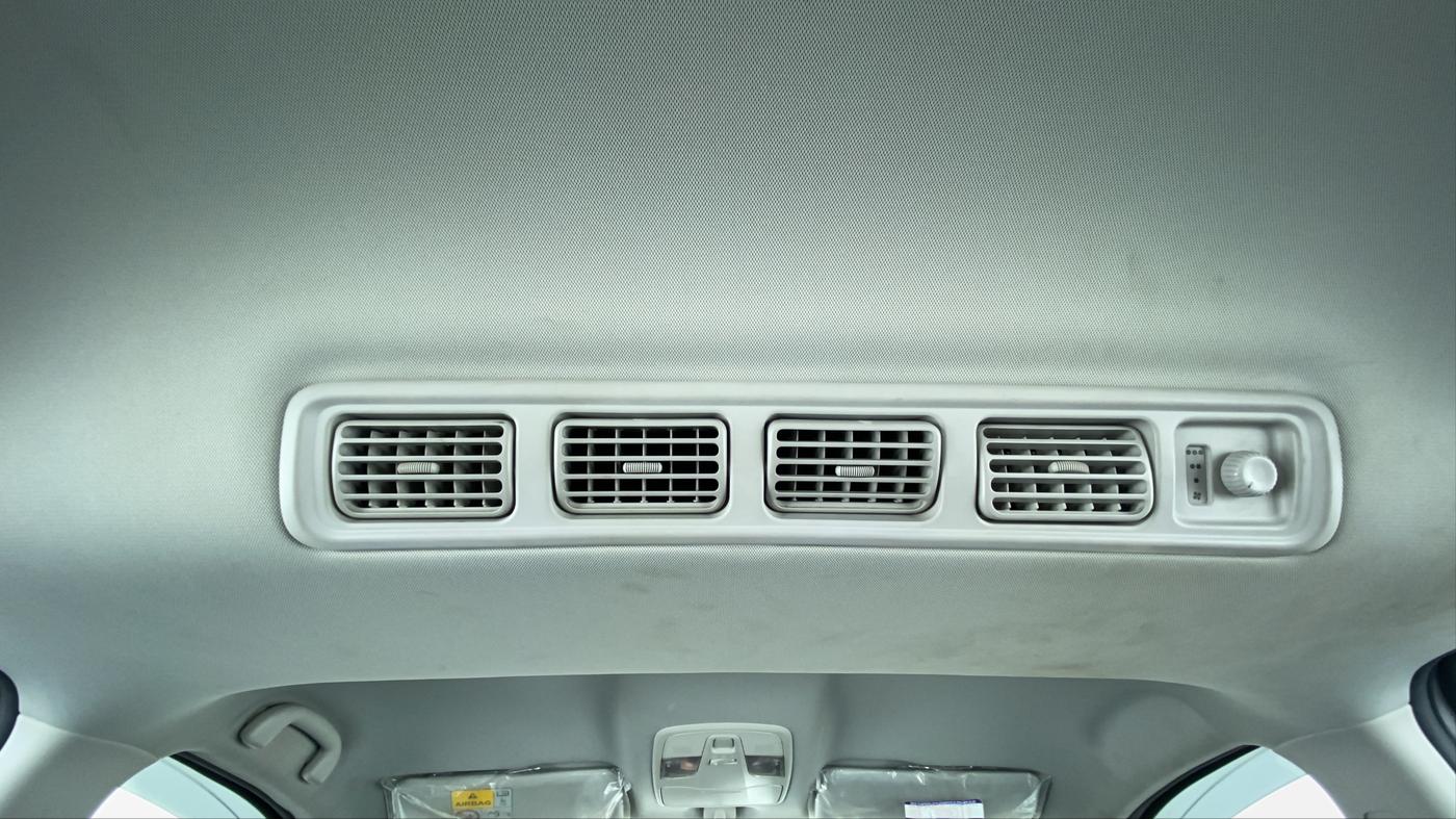 2019 Maruti XL6 ALPHA SHVS  MT, Petrol, Manual, 31,724 km, Rear AC Vents