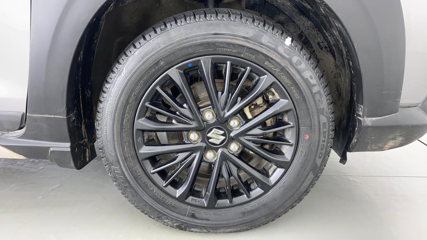 2019 Maruti XL6 ALPHA SHVS  MT, Petrol, Manual, 31,724 km, Right Front Wheel