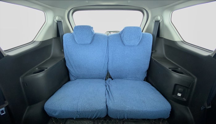 2019 Maruti XL6 ALPHA SHVS  MT, Petrol, Manual, 31,724 km, Third Seat Row ( optional )