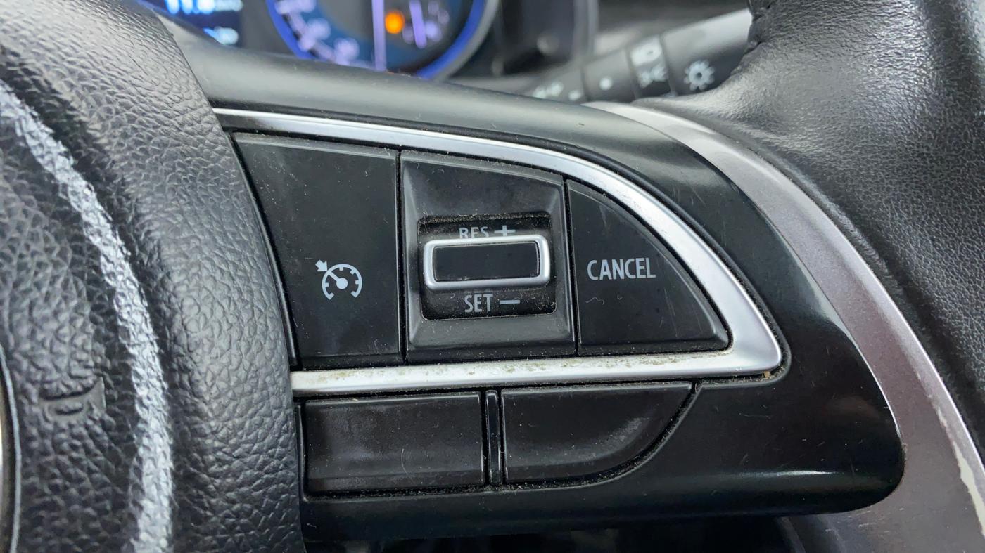 2019 Maruti XL6 ALPHA SHVS  MT, Petrol, Manual, 31,724 km, Adaptive Cruise Control