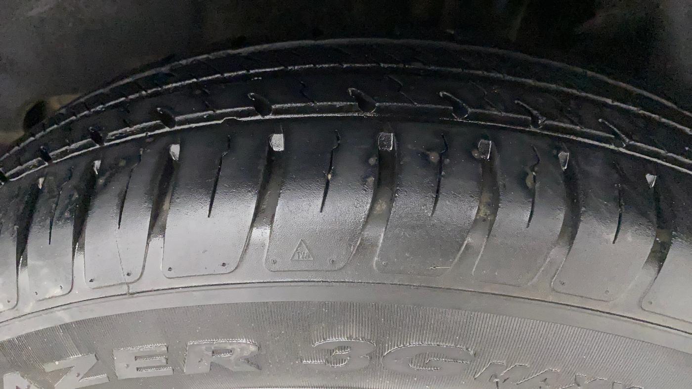 2021 Maruti Swift VXI AMT, Petrol, Automatic, 19,874 km, Left Rear Tyre Tread