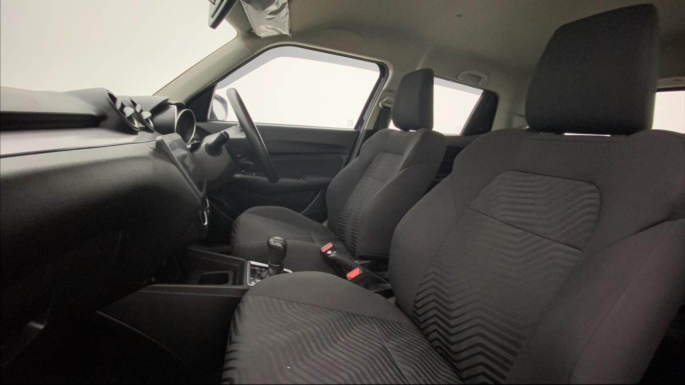2021 Maruti Swift VXI AMT, Petrol, Automatic, 19,874 km, Right Side Front Door Cabin