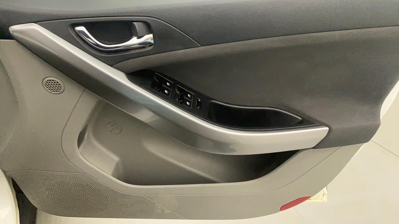 2018 Tata NEXON XZA PLUS PETROL, Petrol, Automatic, 26,249 km, Driver Side Door Panels Control