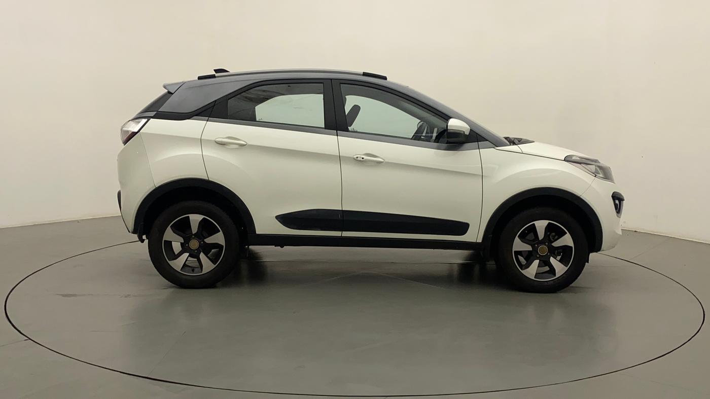 2018 Tata NEXON XZA PLUS PETROL, Petrol, Automatic, 26,249 km, Right Side
