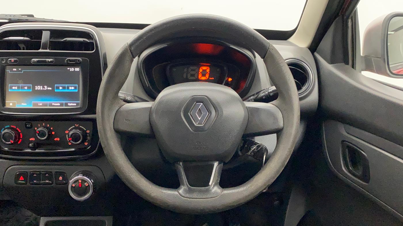 2016 Renault Kwid RXT 1.0 AMT (O), Petrol, Automatic, 93,944 km, Steering Wheel Close Up