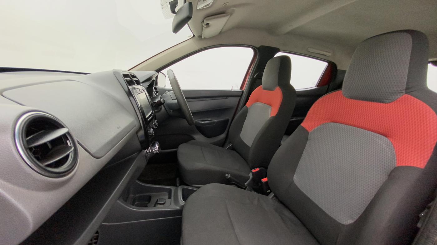 2016 Renault Kwid RXT 1.0 AMT (O), Petrol, Automatic, 93,944 km, Right Side Front Door Cabin