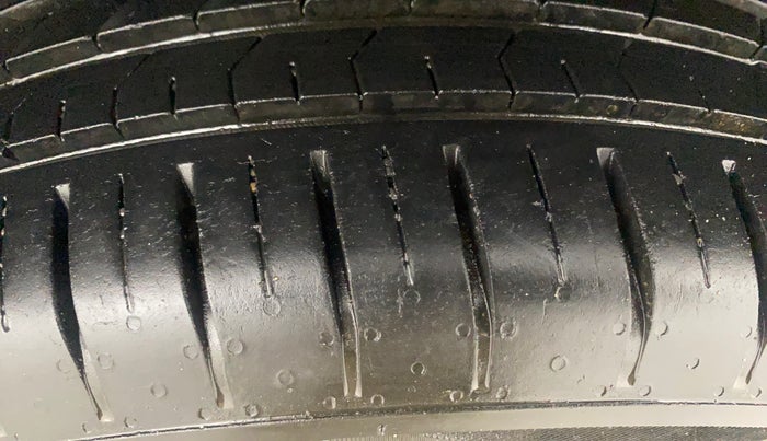 2023 Tata PUNCH CREATIVE  MT, Petrol, Manual, 27,766 km, Left Rear Tyre Tread