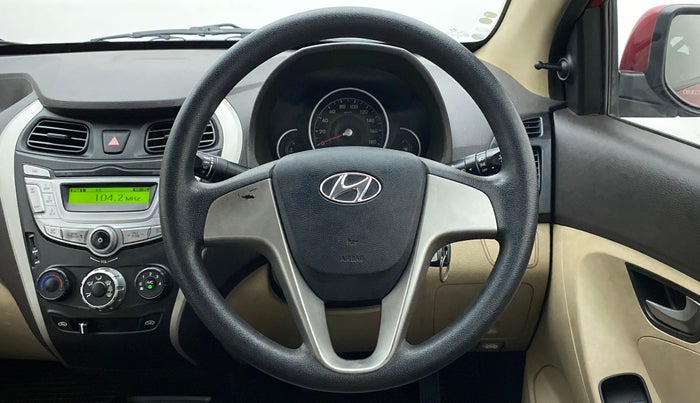 2016 Hyundai Eon SPORTZ, Petrol, Manual, 33,476 km, Steering Wheel Close Up