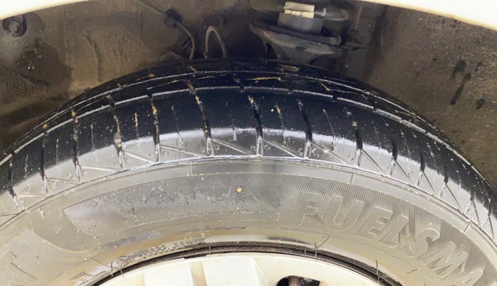 2021 Maruti Alto LXI, Petrol, Manual, 6,209 km, Left Front Tyre Tread