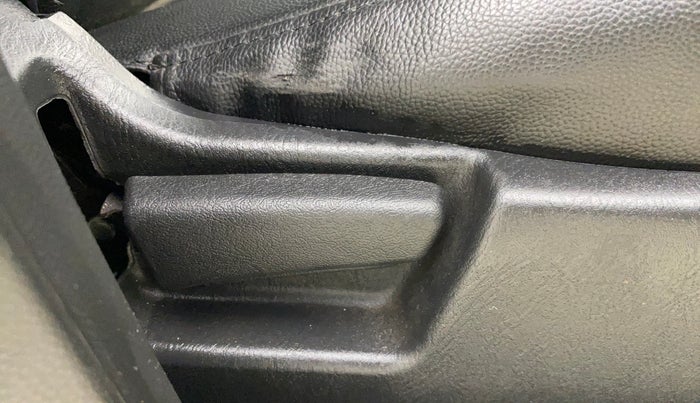 2021 Maruti Alto LXI, Petrol, Manual, 6,209 km, Driver Side Adjustment Panel