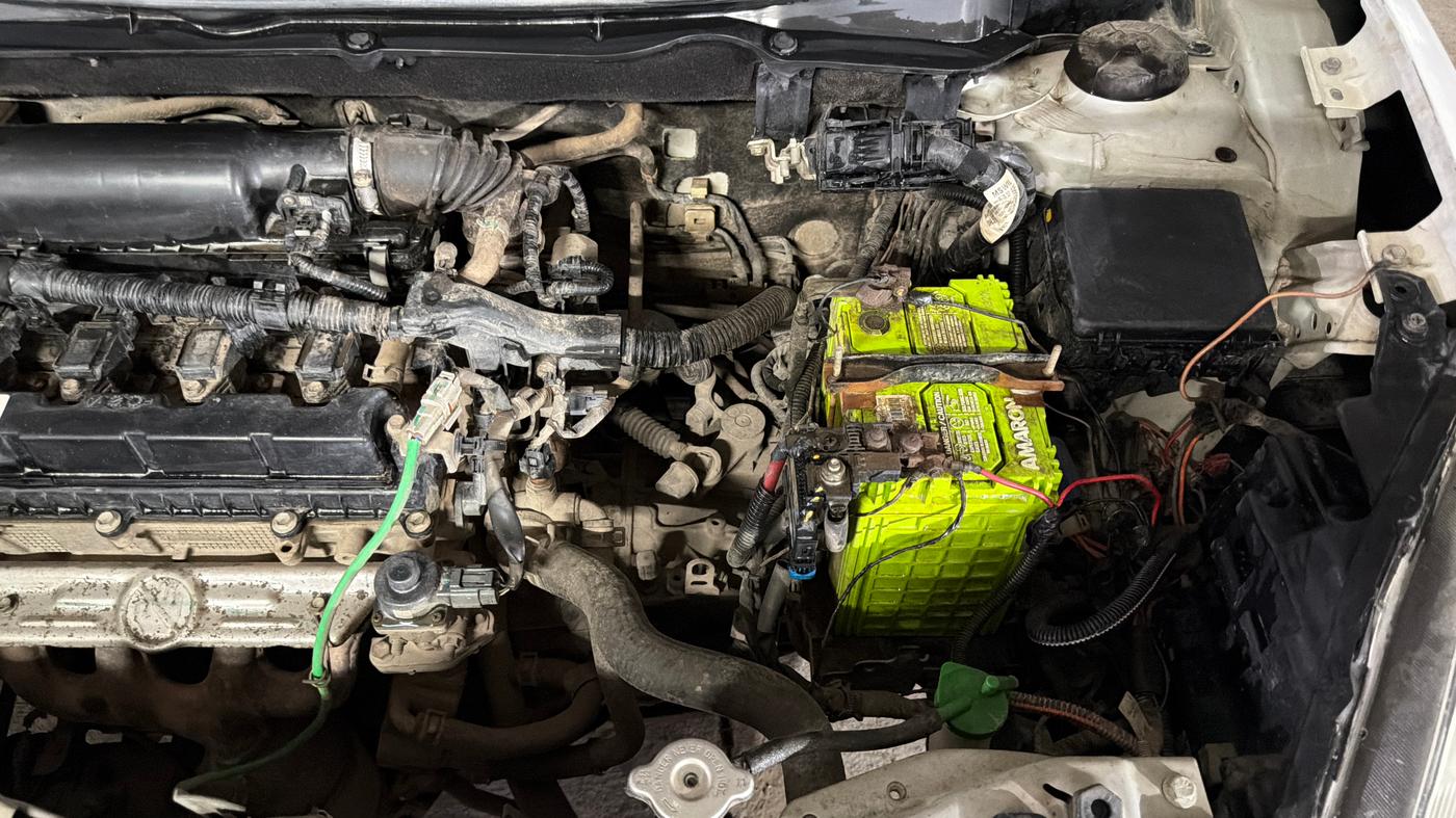 2022 Maruti Swift VXI, Petrol, Manual, 1,01,629 km, Engine View - Left