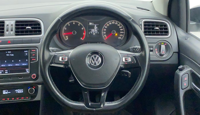 2018 Volkswagen Polo HIGHLINE PLUS 1.0 16 ALLOY, Petrol, Manual, 37,019 km, Steering Wheel Close Up